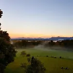 Appartamento Romantik Unterkuenfte Gut Rechetsberg Huglfing