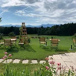 Romantik Unterkuenfte Gut Rechetsberg Appartamento