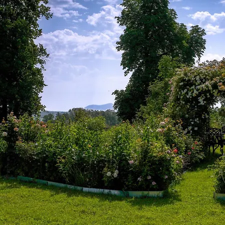 Appartamento Romantik Unterkuenfte Gut Rechetsberg