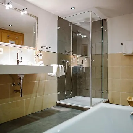 Apartment Romantik Unterkuenfte Gut Rechetsberg Huglfing